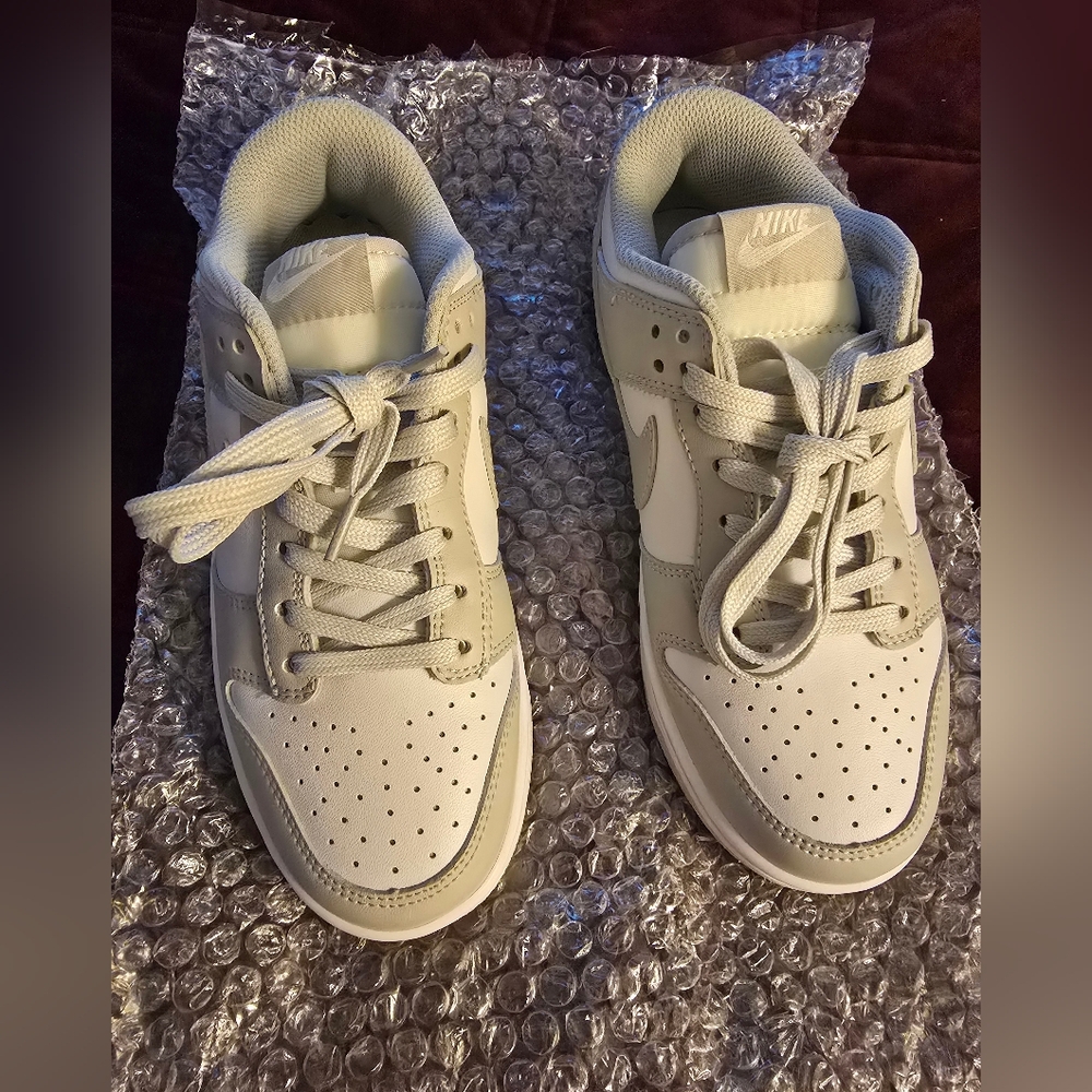 Nike Women's Gray and White Sneakers
